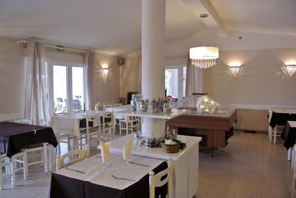 Hotel Residence San Pieru Tarcu Zewnętrze zdjęcie